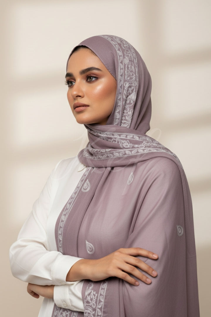 Stripe Embroidery Lawn Hijab - Lavender