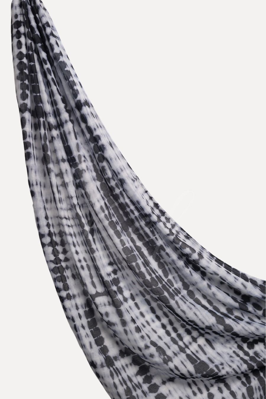 Printed Viscose Modal Hijab - Black & White