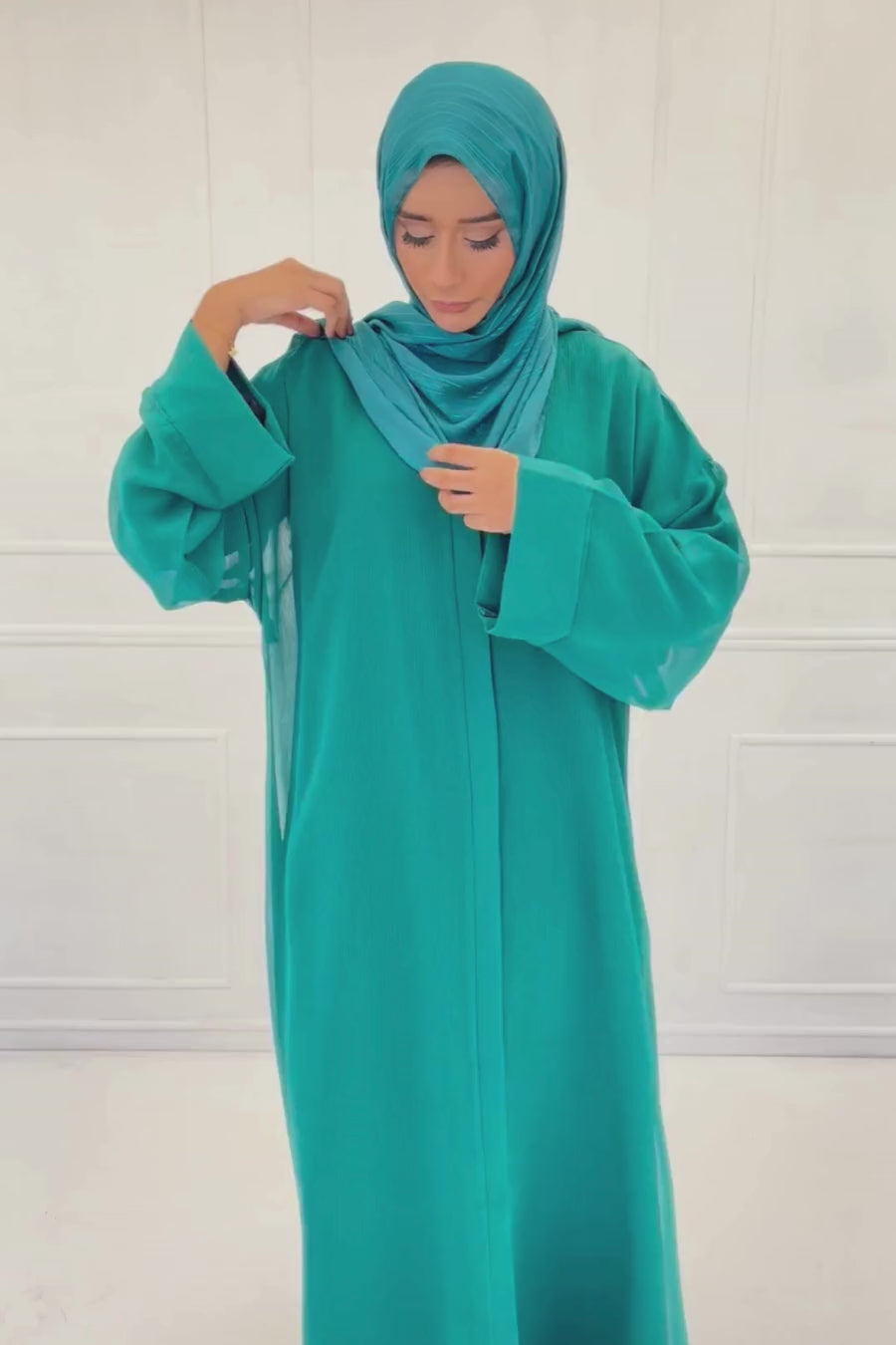 Amazon Green Abaya