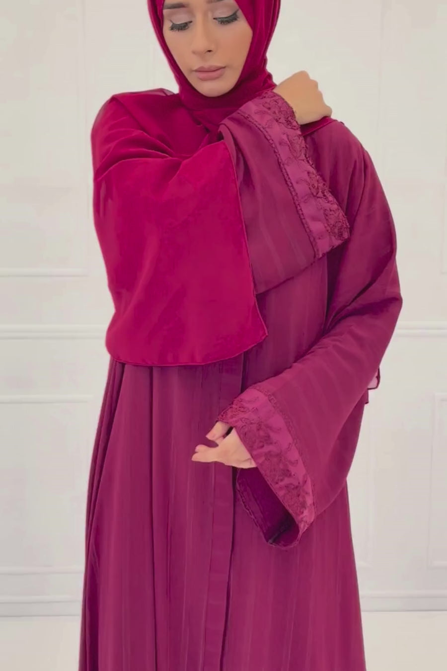 Laced wine Abaya