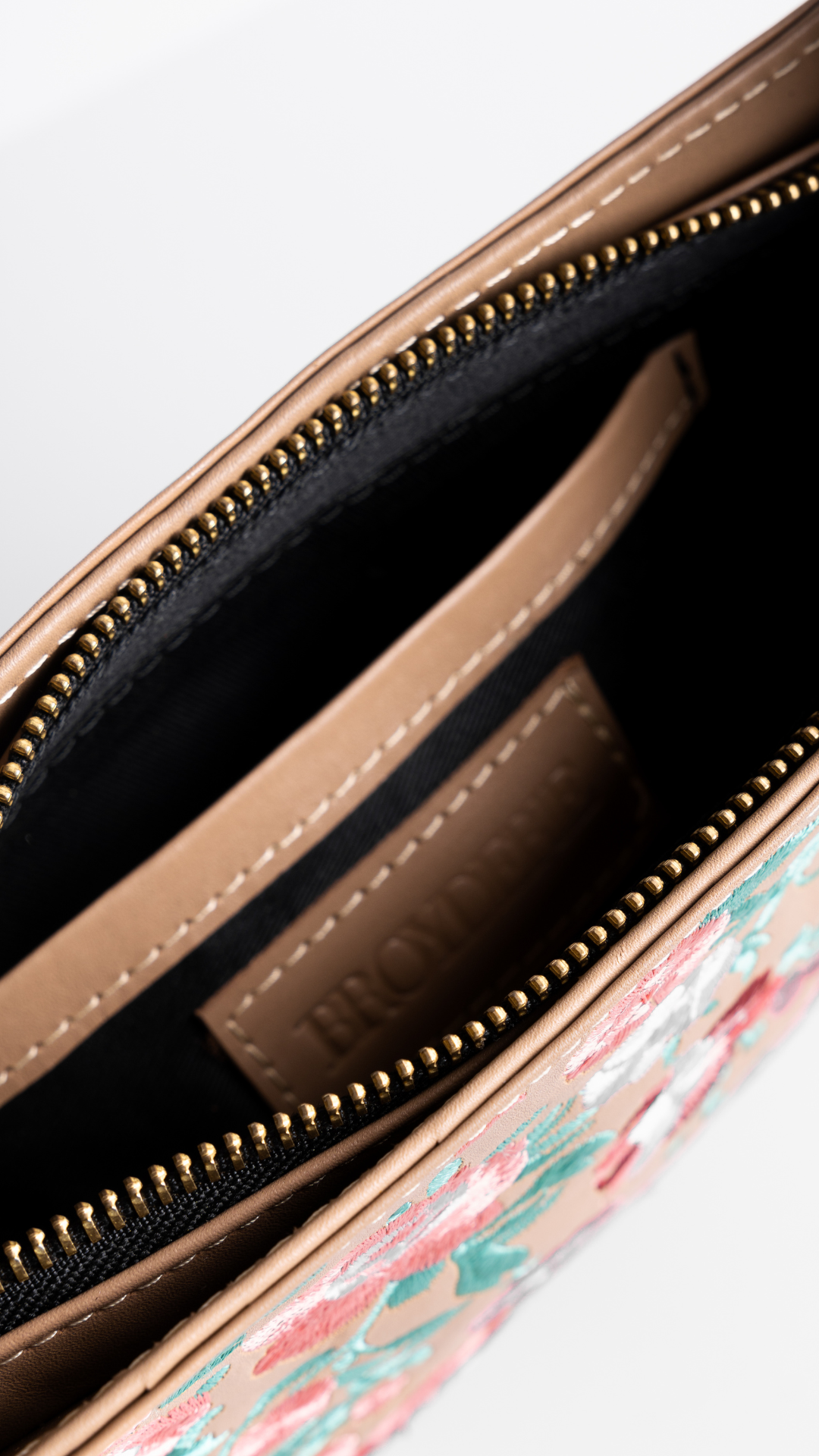 Small Leather Embroidered Nude Shoulder Bag