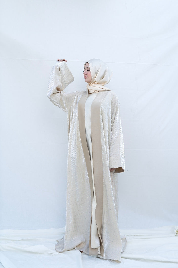 Ivory Luxe Shimmer Abaya