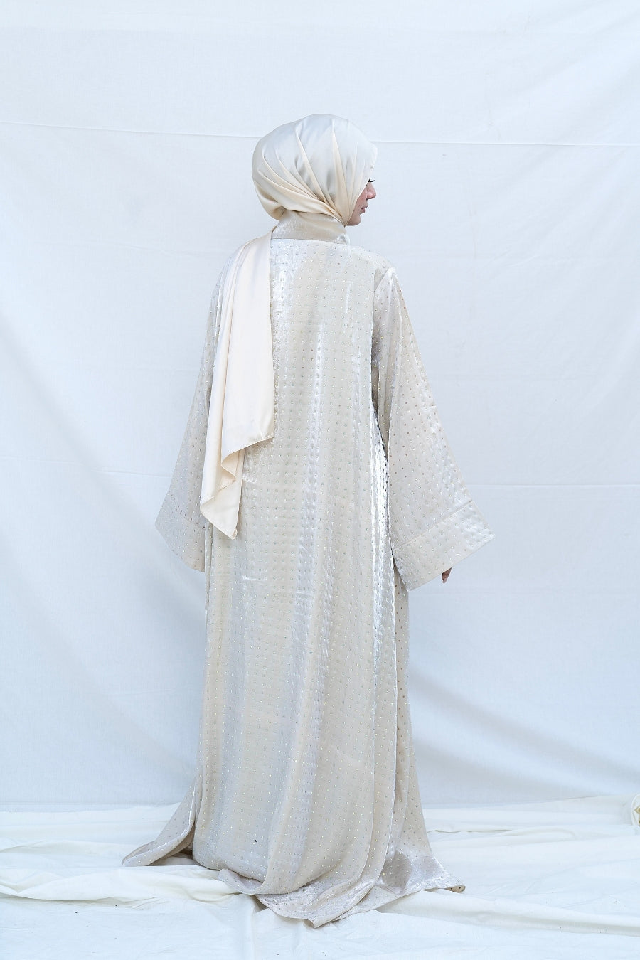 Ivory Luxe Shimmer Abaya