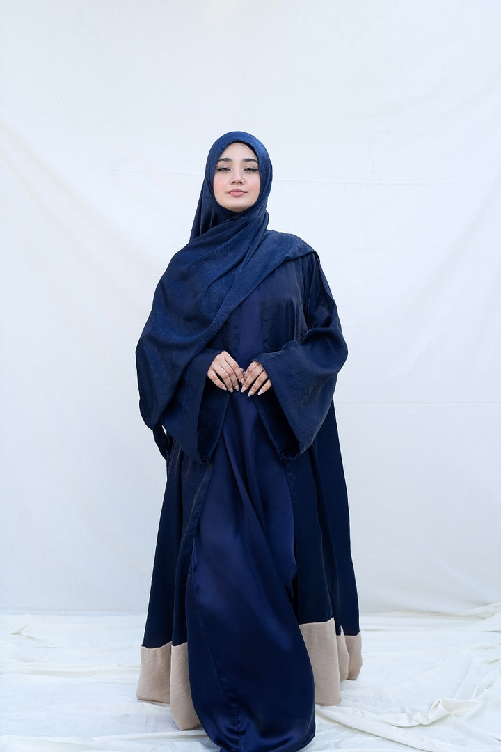 Midnight Pearl Contrast Abaya