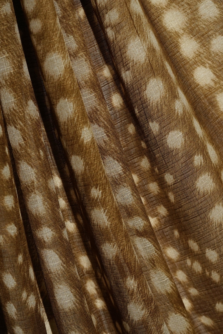 Deer Printed Lawn - Artichoke green