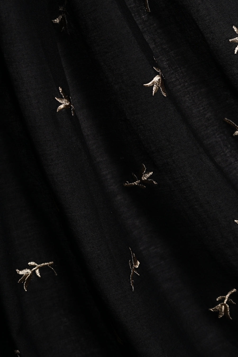 Grace Embroidery Lawn Hijab - Black