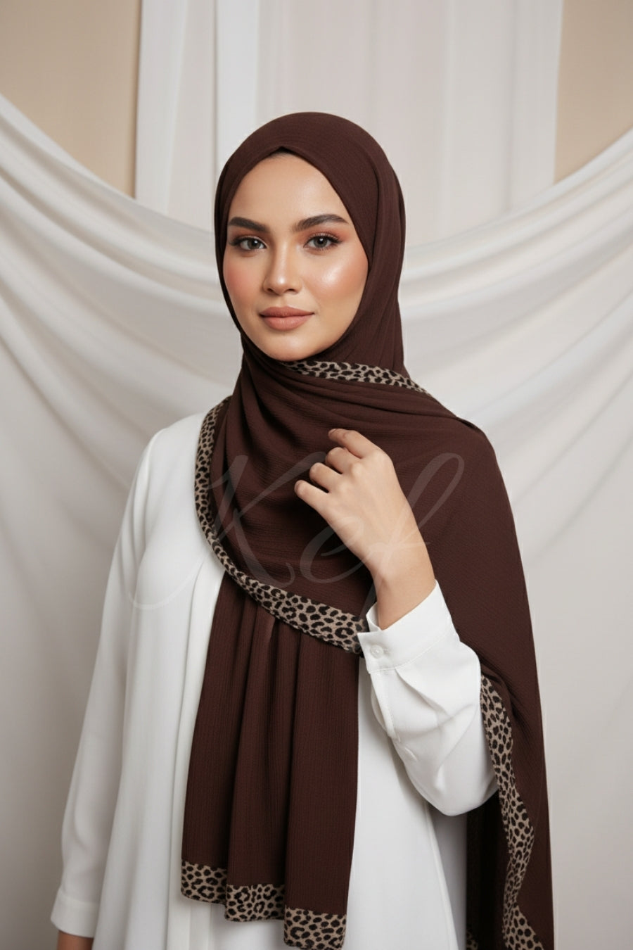 Pleated Crinkle Hijab - Brunette
