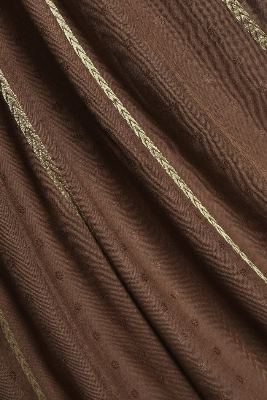 Golden Petal Lawn - Brunette