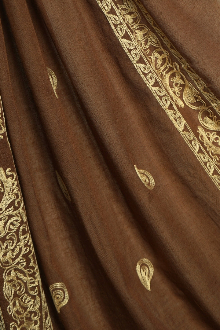 Fine Stripe Embroidery Lawn Hijab - Brunette