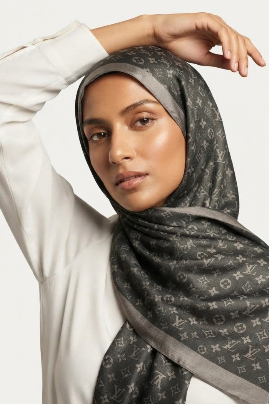 LV Cashmere Hijab -  Classic Black