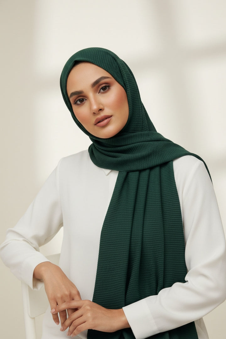 Crinkle Lawn Hijab - Dark Green