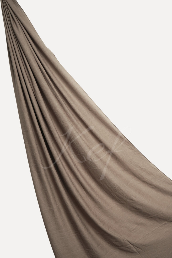 Crumpled Lawn Hijab - Dark Taupe