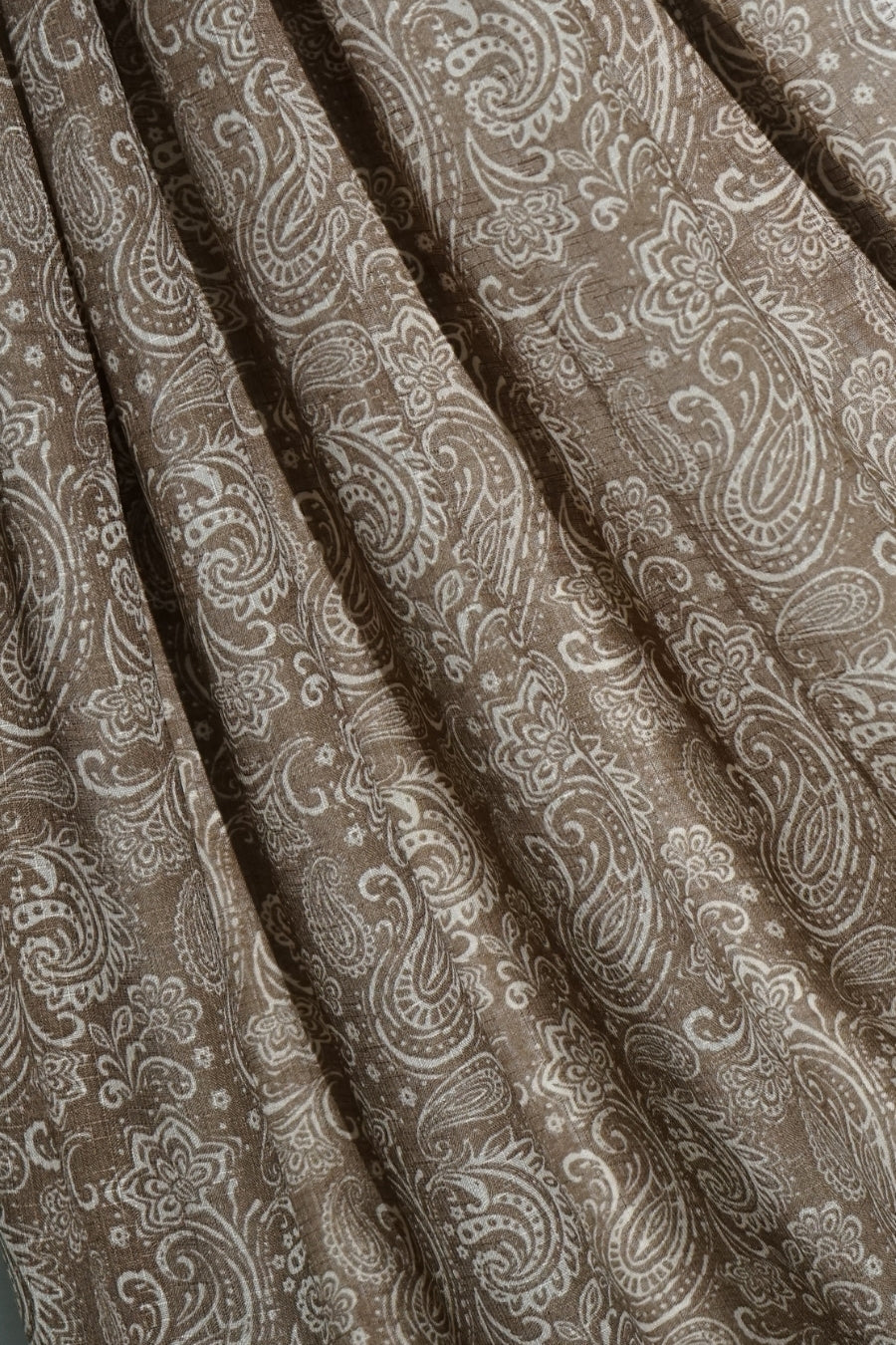 Amber Dusk Lawn - Dark Taupe