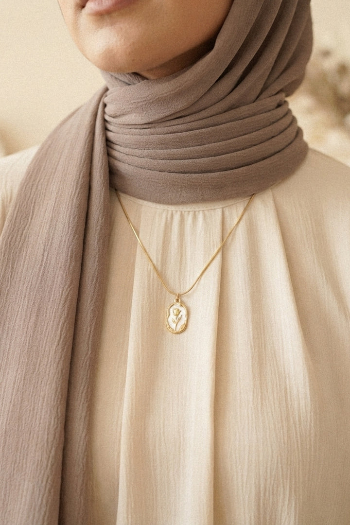 Necklace - Fleur Rose