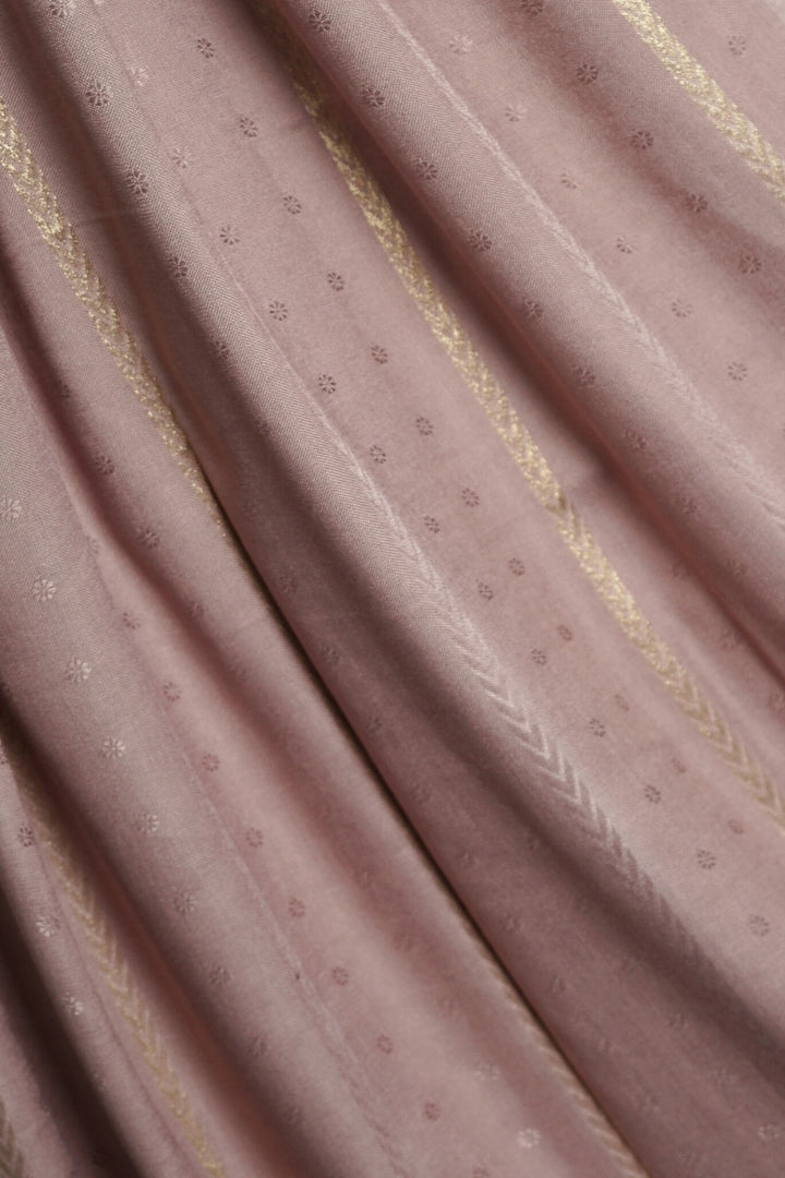 Golden Petal Lawn - Lilac Luster