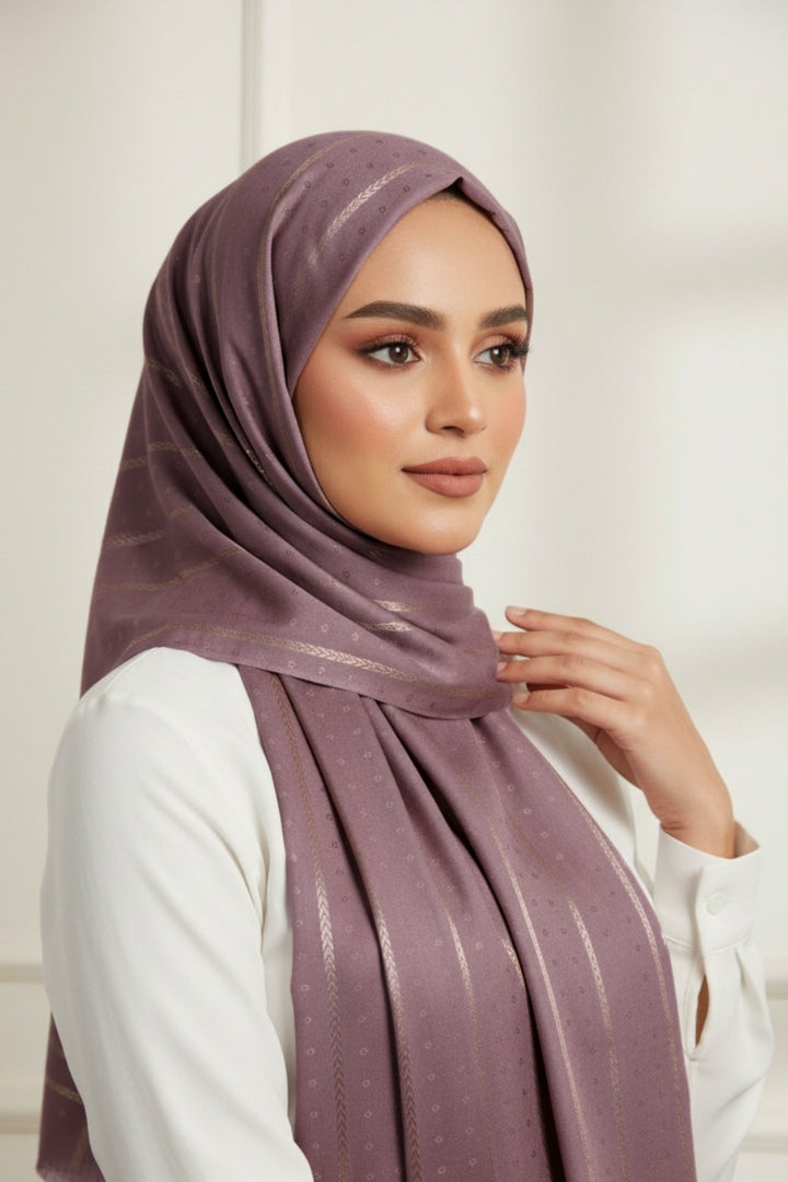Golden Petal Lawn - Lavender