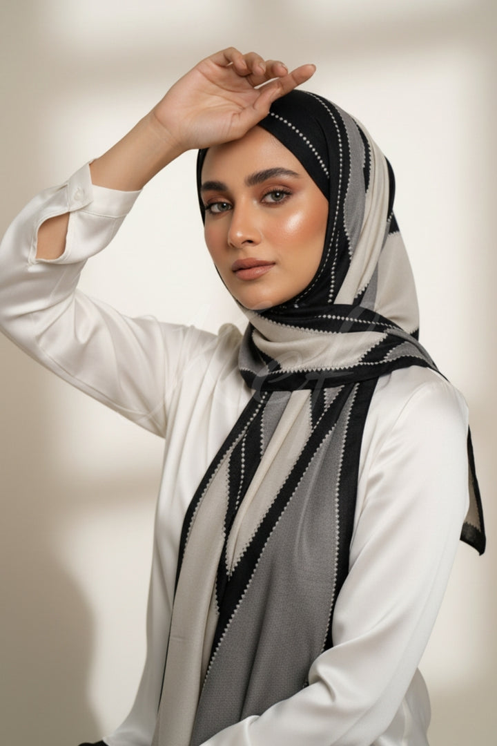 Printed Floral Lawn Hijab - Lunar Lines