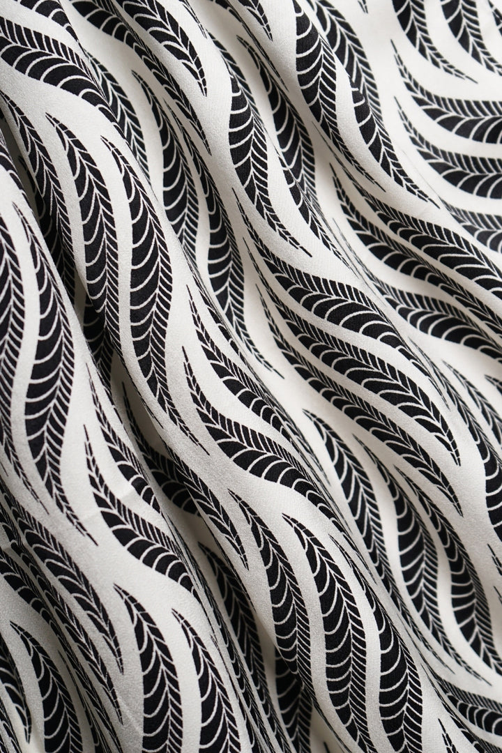 Printed Silk Hijab - Noir Whisper