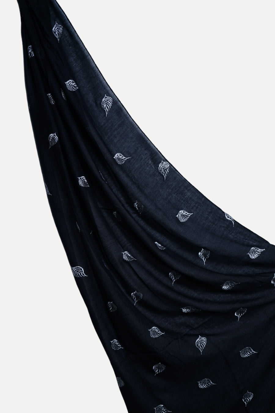 Ovate Lawn Hijab - Black