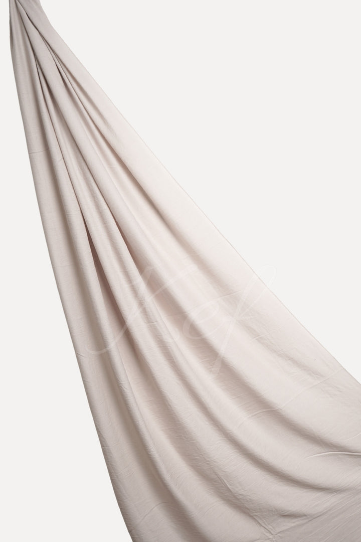 Crumpled Lawn Hijab - Platinum