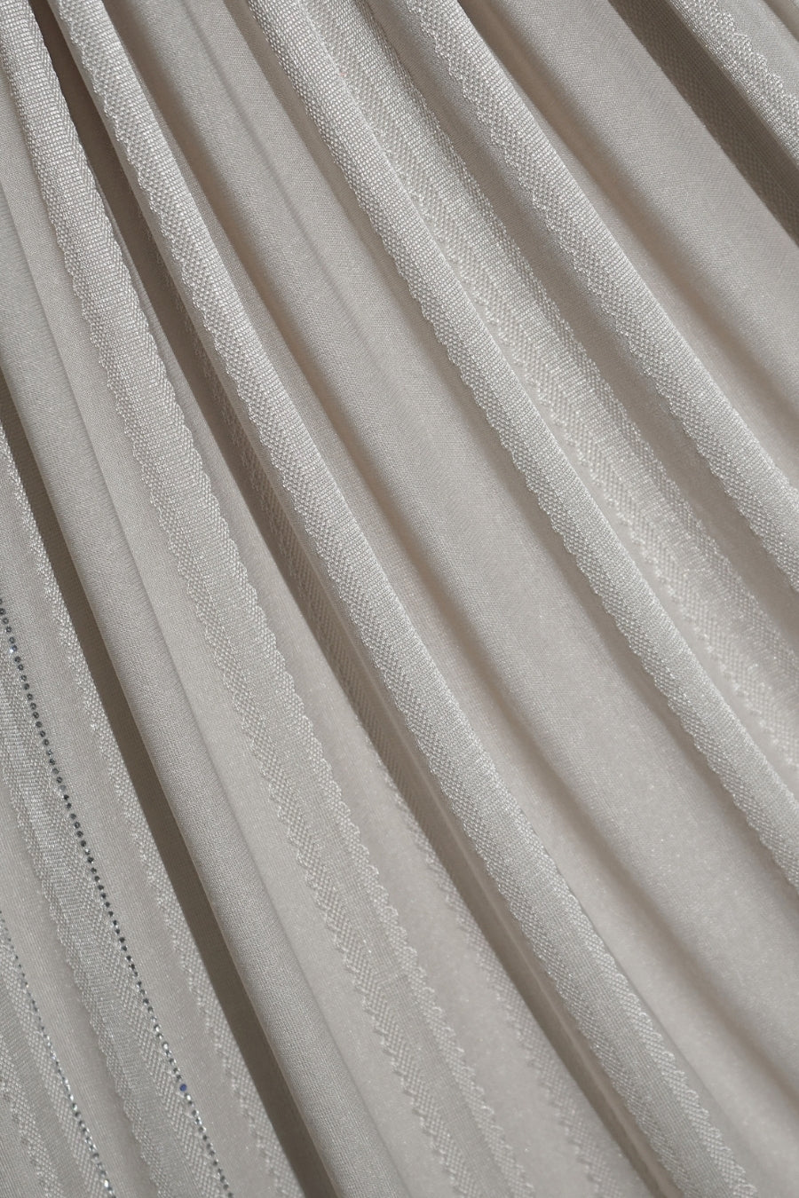 Stone Linear Jersey Hijab - Platinum