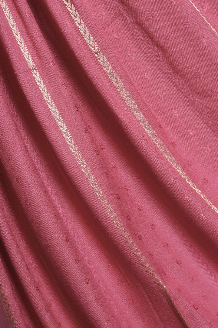 Golden Petal Lawn - Punch